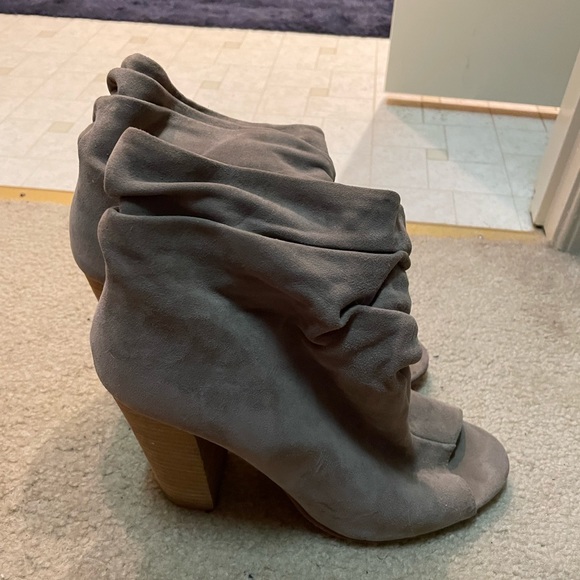 COPY - Chinese Laundry Kristin Cavallari Laurel Booties - Picture 2 of 5